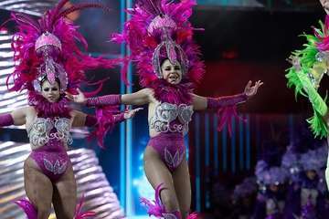 Lola Ortíz, representante de la firma teldense Tapicería Peñate, nueva Reina del Carnaval de la capital grancanaria/TA y Lpacarnaval.